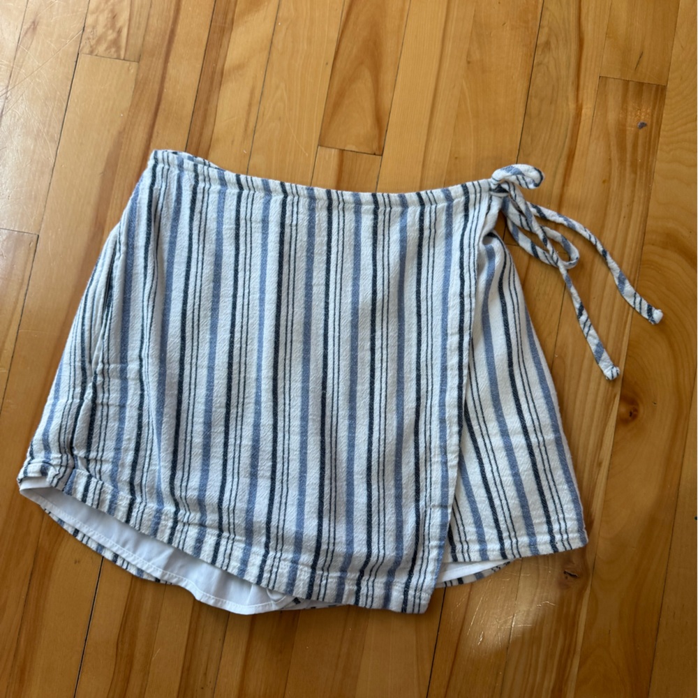Striped Tie-Waist  high rise Skort
